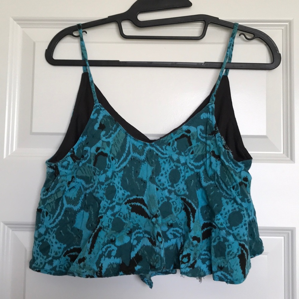 Flowy crop top